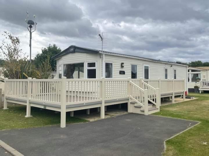 Claire'S Retreat, Rudd Lake, Tattershall Lakes Exterior photo